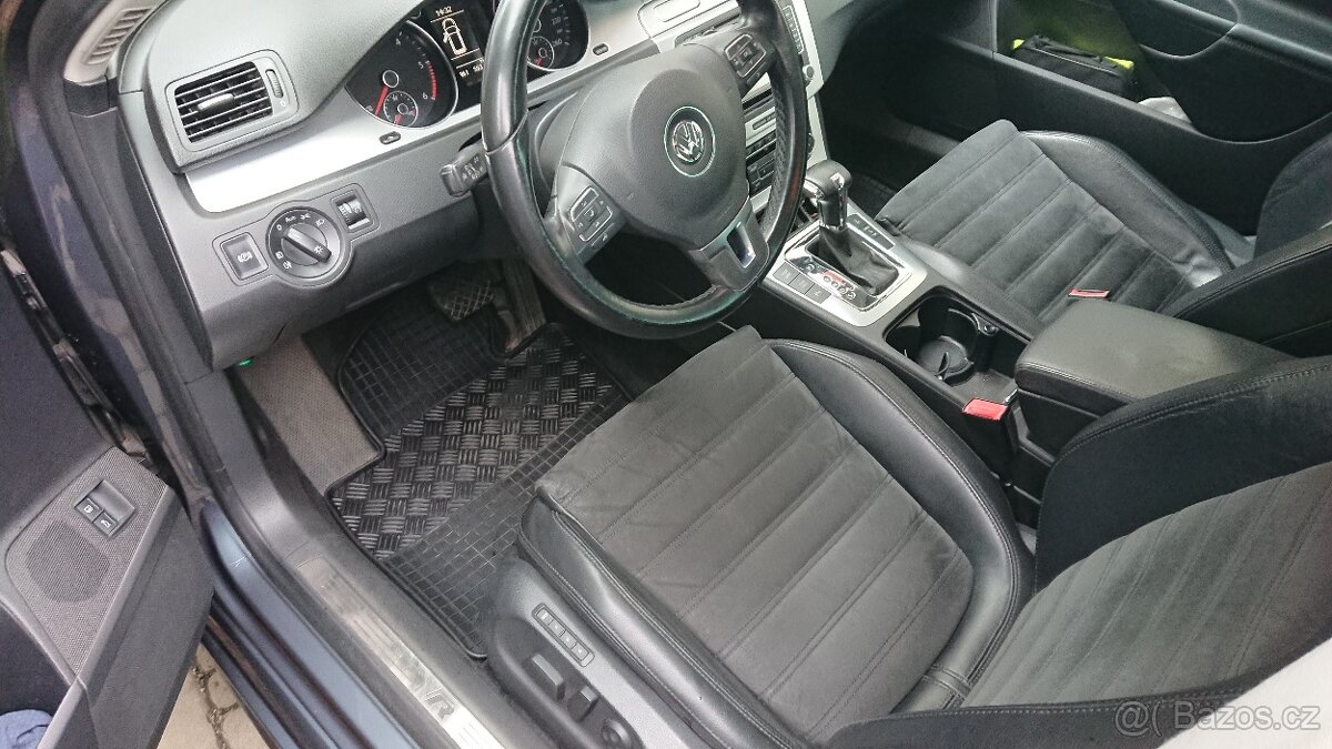 Volkswagen Passat R-line 2.0 tdi 4x4 DSG - 14