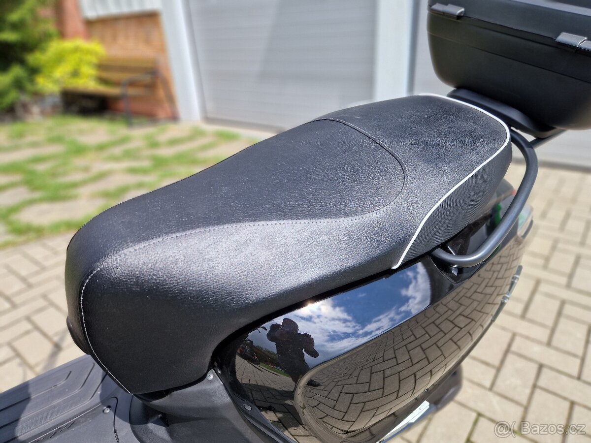 Kymco Like II S 125i ABS Černý model 2025 - 14