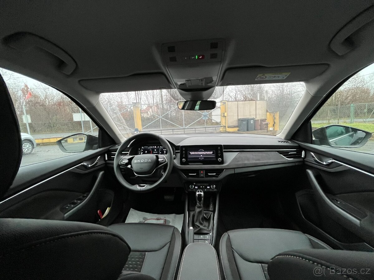 ŠKODA Kamiq Edice 130 let PREMIUM DSG nový ČR 5 LET ZÁRUKA - 14