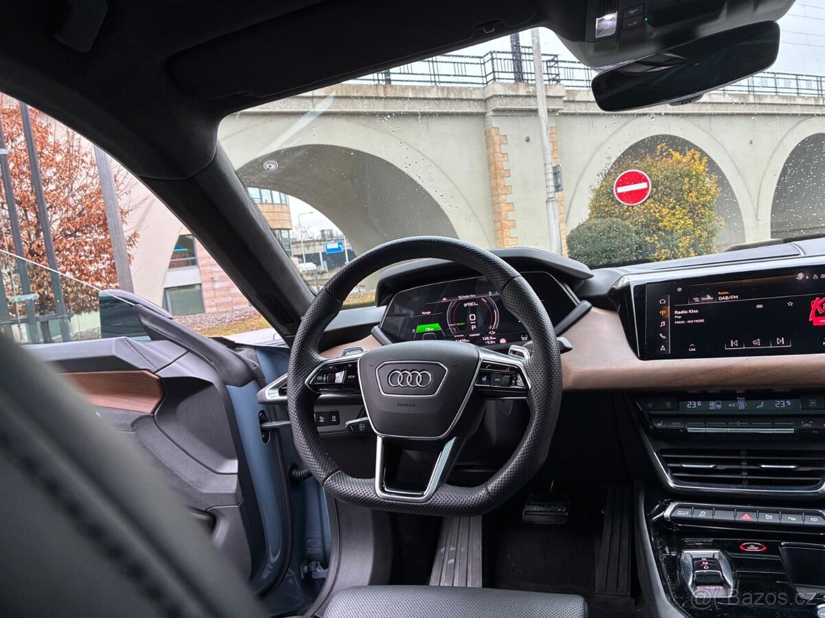 Dražba AUDI E-TRON GT 350 kW - 14