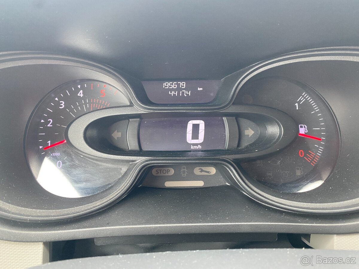 Renault Trafic 1.6DCi, 5-MÍST, 1.MAJ.ČR, VÝB.STAV - 14