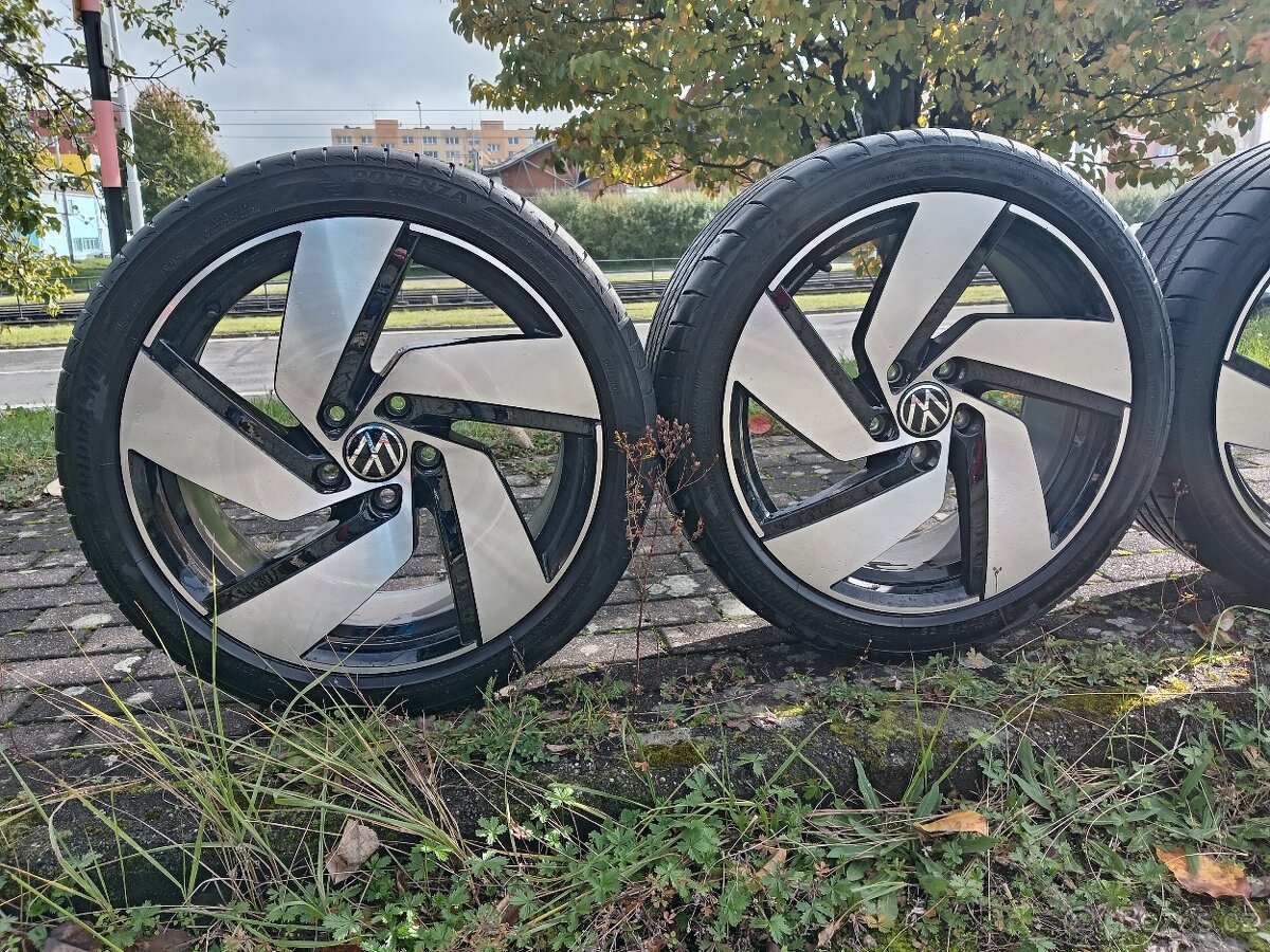 Originál ALU kola VW Golf R18 + letní pneu - 14