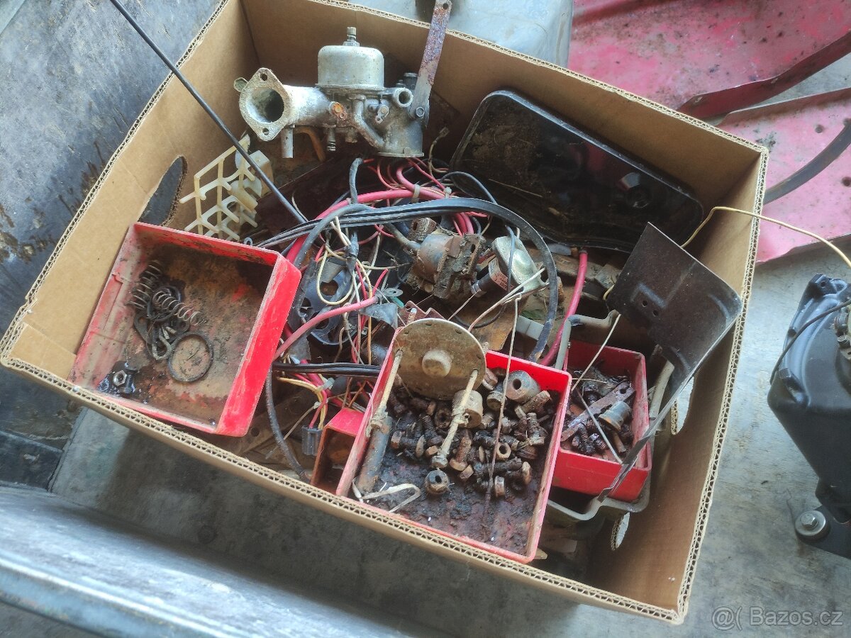 Zahradní traktůrek - 14