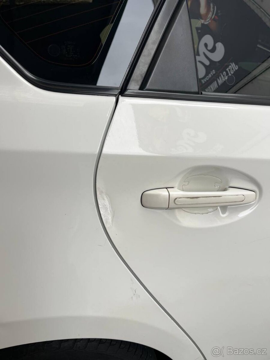 Toyota Prius Hybrid - 14