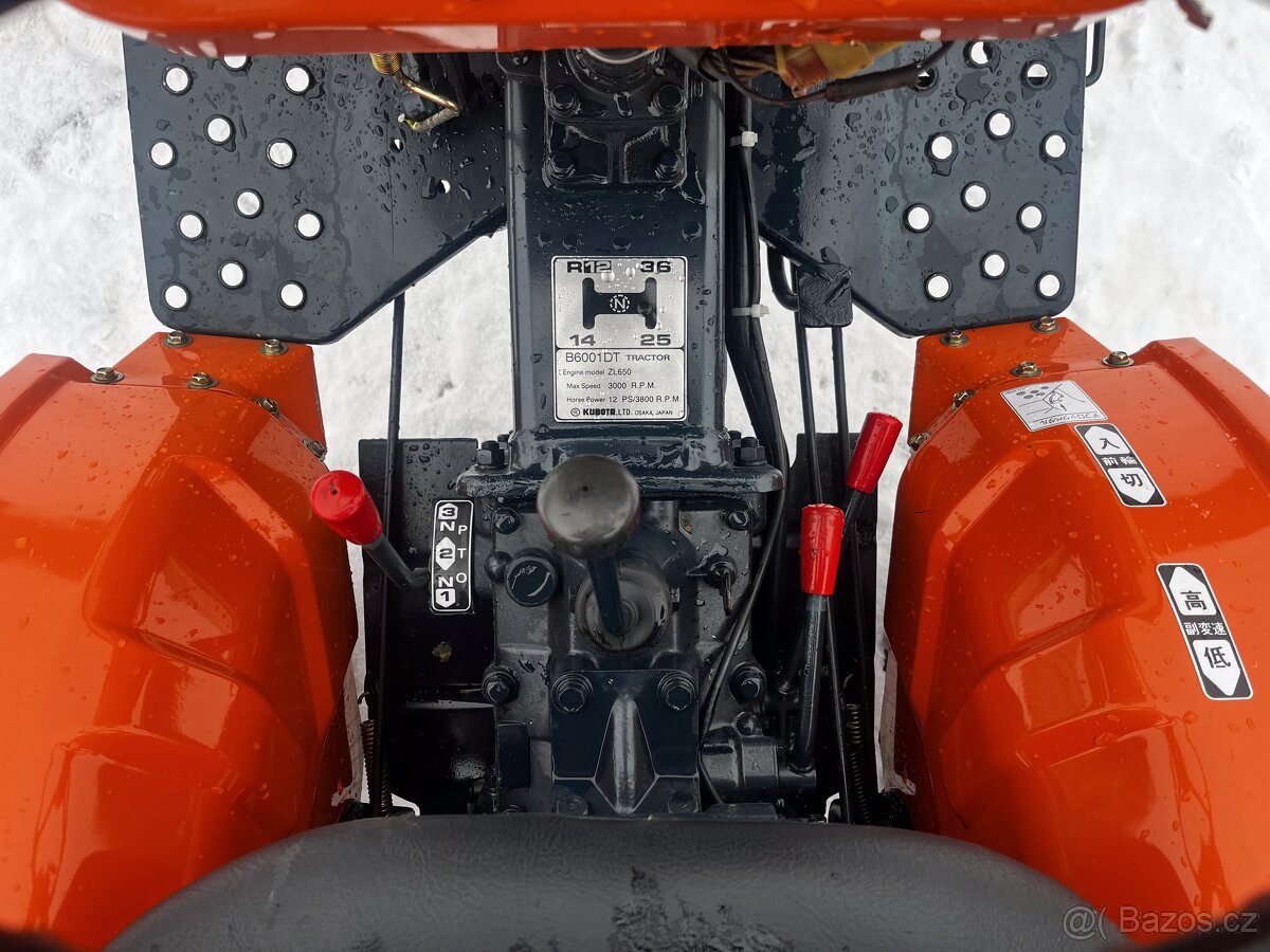 malotraktor Kubota B6001 3válec 4x4 - 14