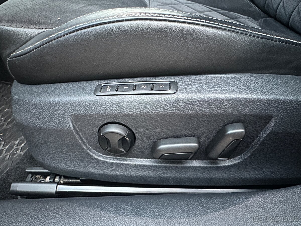 Škoda Superb 3 Sportline 4x4 WEBASTO - 14