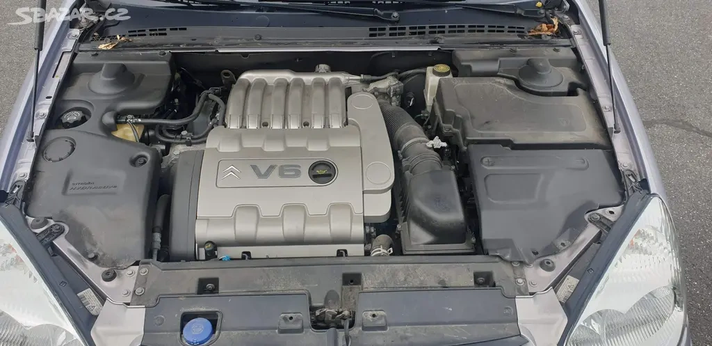 Citroën C5 3,0 V6 24V automat,super stav - 14
