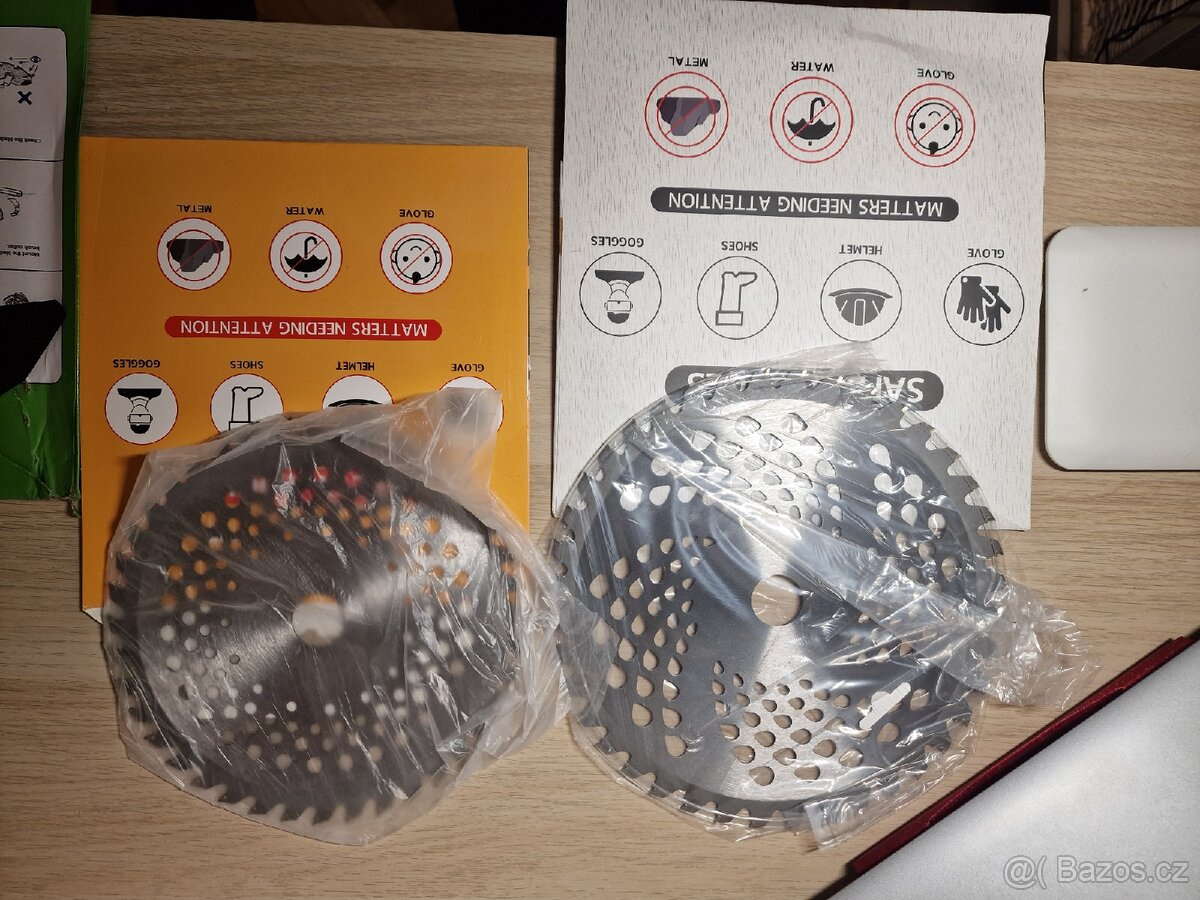 Aku křovinořez - 14