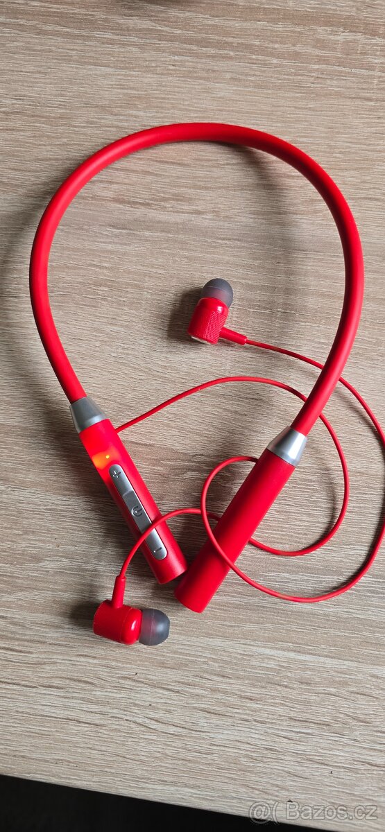 Bluetooth sluchátka přes krk v červené barvě - 14