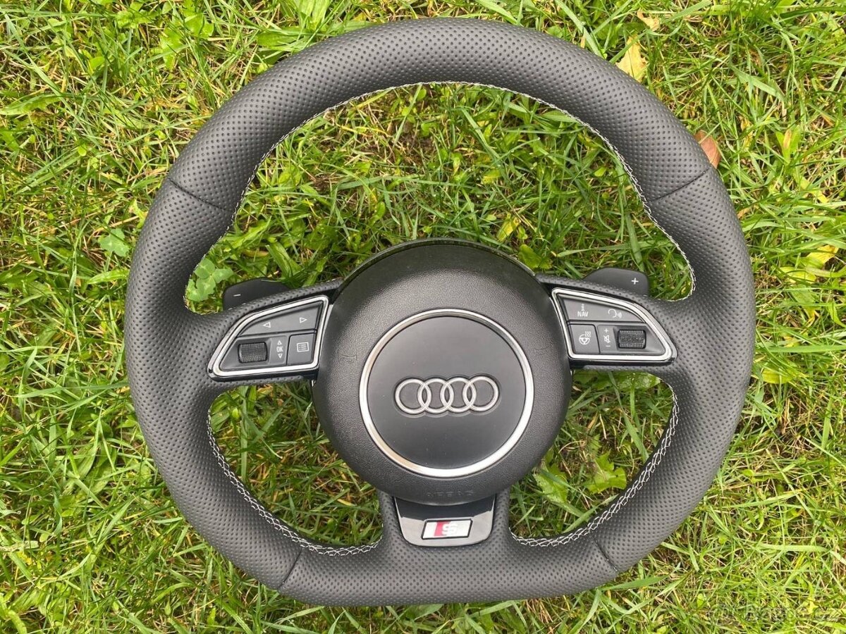 VYHRIVANY AUDI VOLANT ZREZANY - PERFOROVANA KUZE - 14