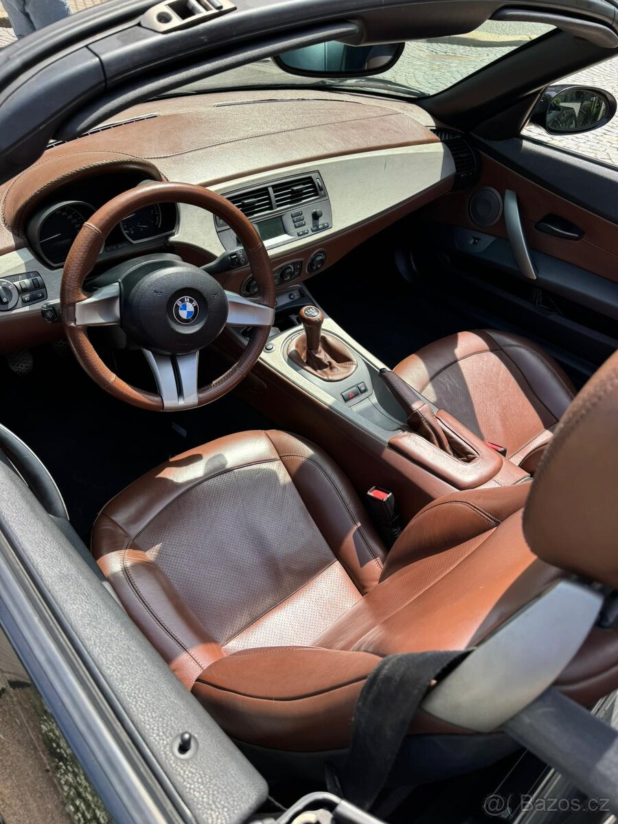 BMW Z4 e85 cabrio 2004 zajímavý interiér 2,5 141kw 6ti válec - 14