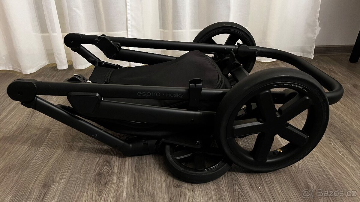 Dvojkombinace - kočárek Espiro Husky - 14
