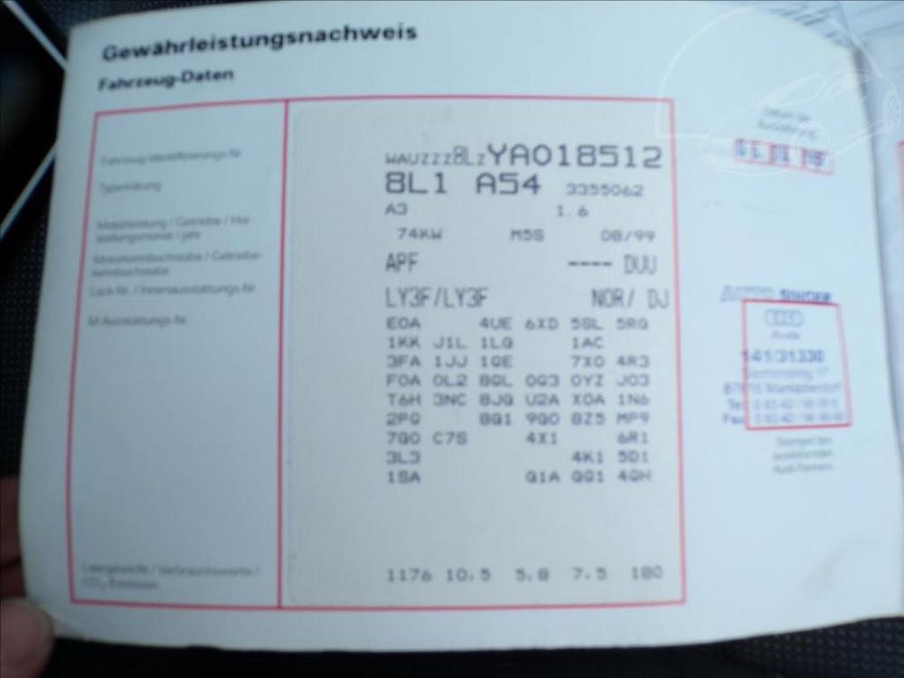 Audi A3 1,6 i KLIMATIZACE - 14