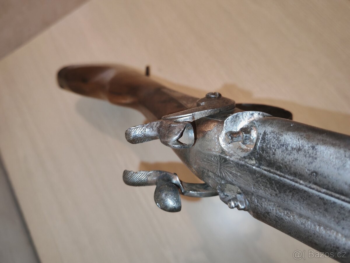 Historická dvouhlavňová brokovnice - 14