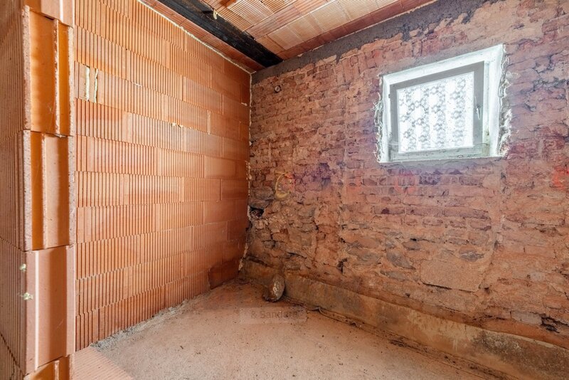 Rodinný dům (152 m²) s pozemkem 2004 m² - 14