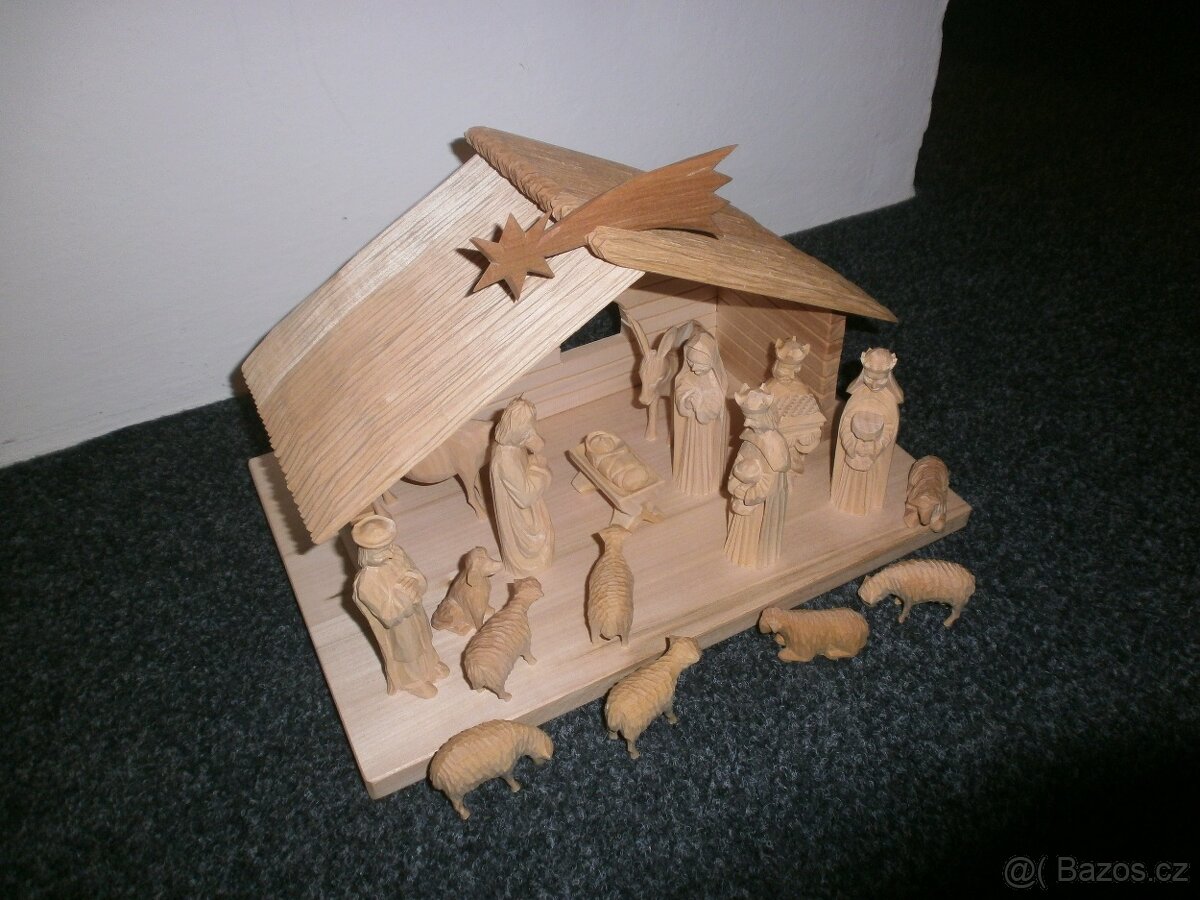 Ručně vyřezávaný český betlém 14a3 - 14