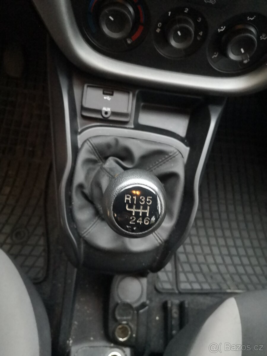 FIAT DOBLO R.V.2016 DIESEL 1.MAJITEL/ČR/5.MÍST/5DVEŘÍ - 14