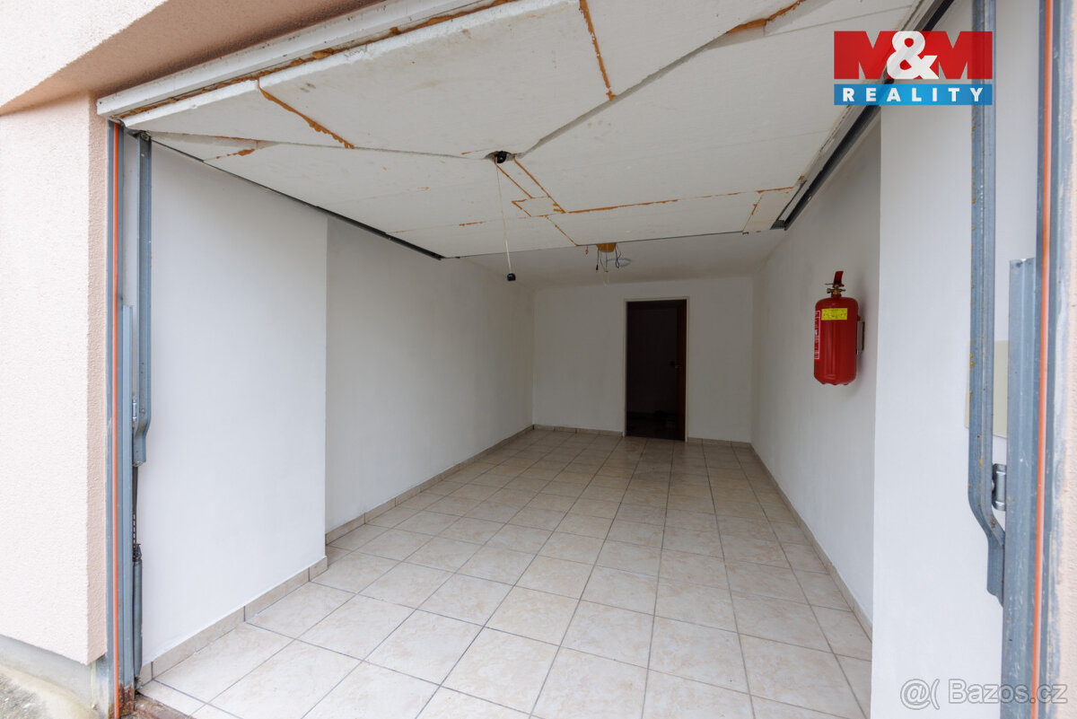 Prodej bytu 4+kk s garáží, 70 m², Karlovy Vary, ul. Husova - 14