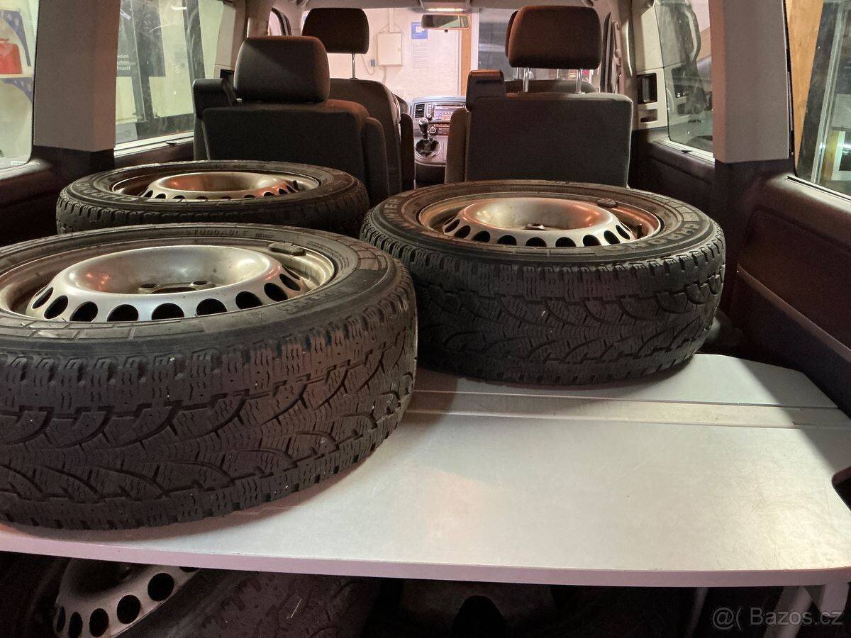 VWMultivan T5 2.0TDI 103kW Comfortline,2šoupačky,tažné - 14