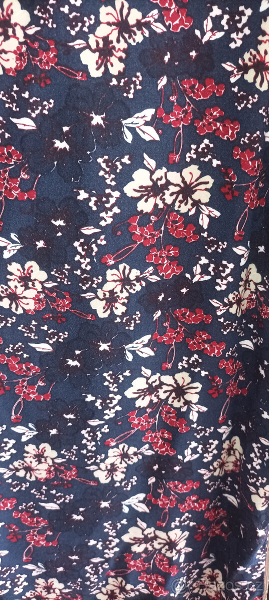 Dámské oblečení velikost 38 - 14