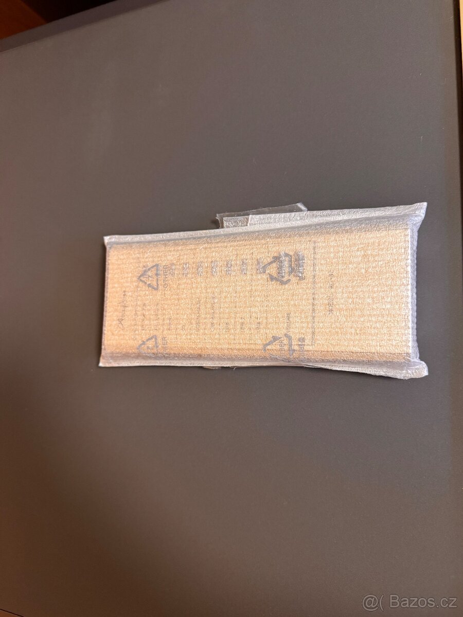 Accuphase C-2400; Accuphase P-450 - 14