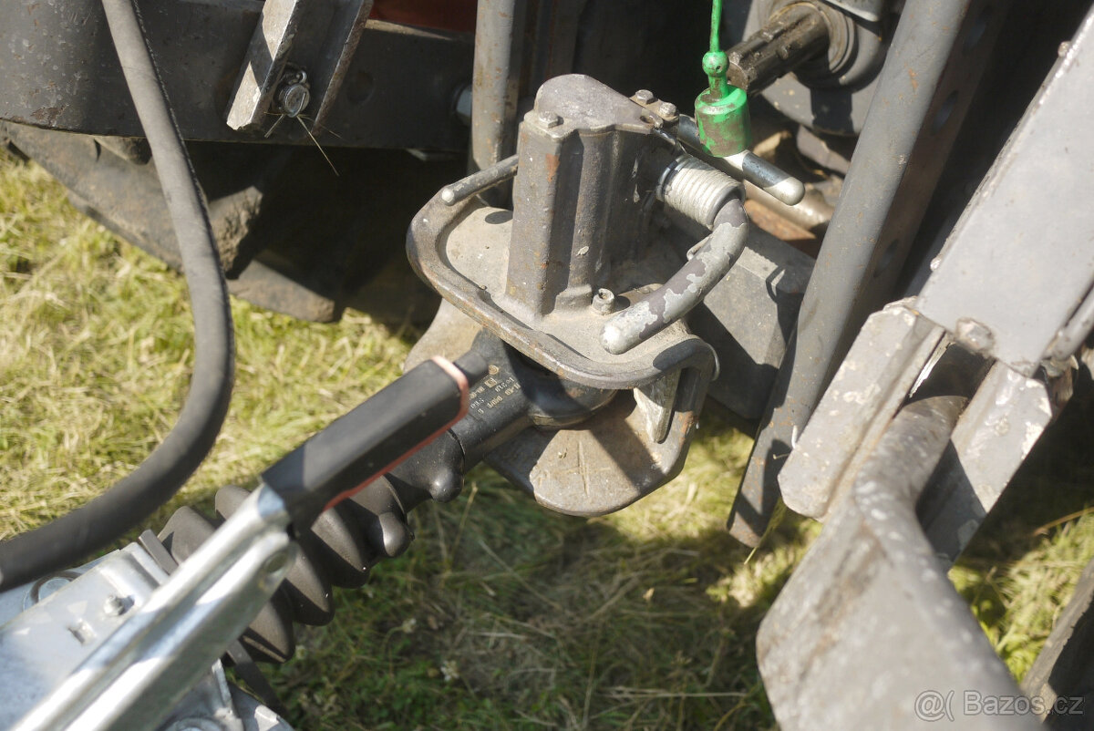 Prodám traktorový vlek Dýnek 1,8 t STK do 2029(cena bez DPH) - 14