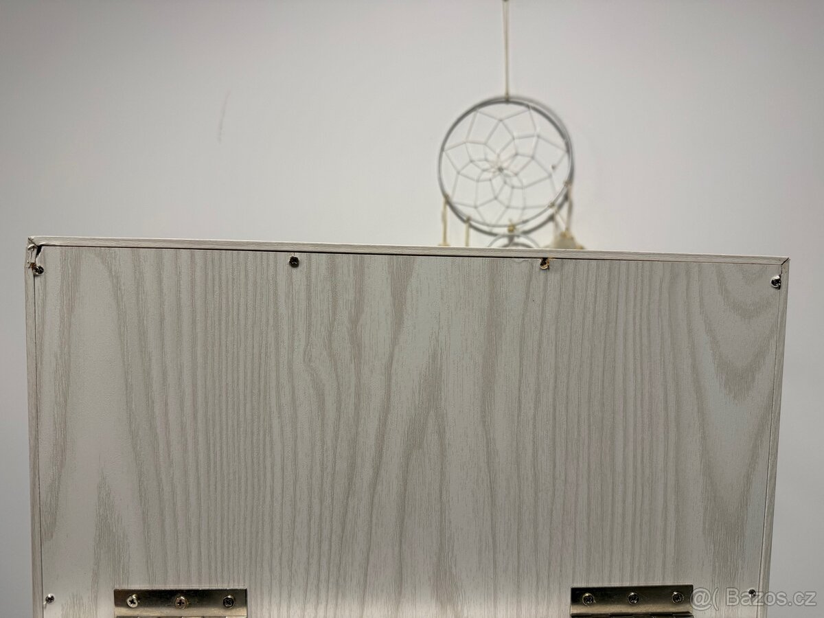 Zrcadlová šperkovnice - 14