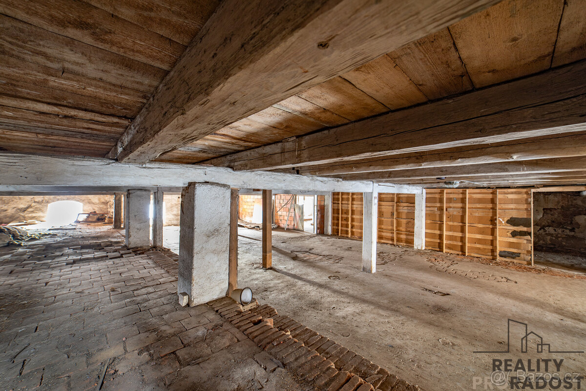 Prodej obchodního prostoru 1906 m2, Chudenice - 14