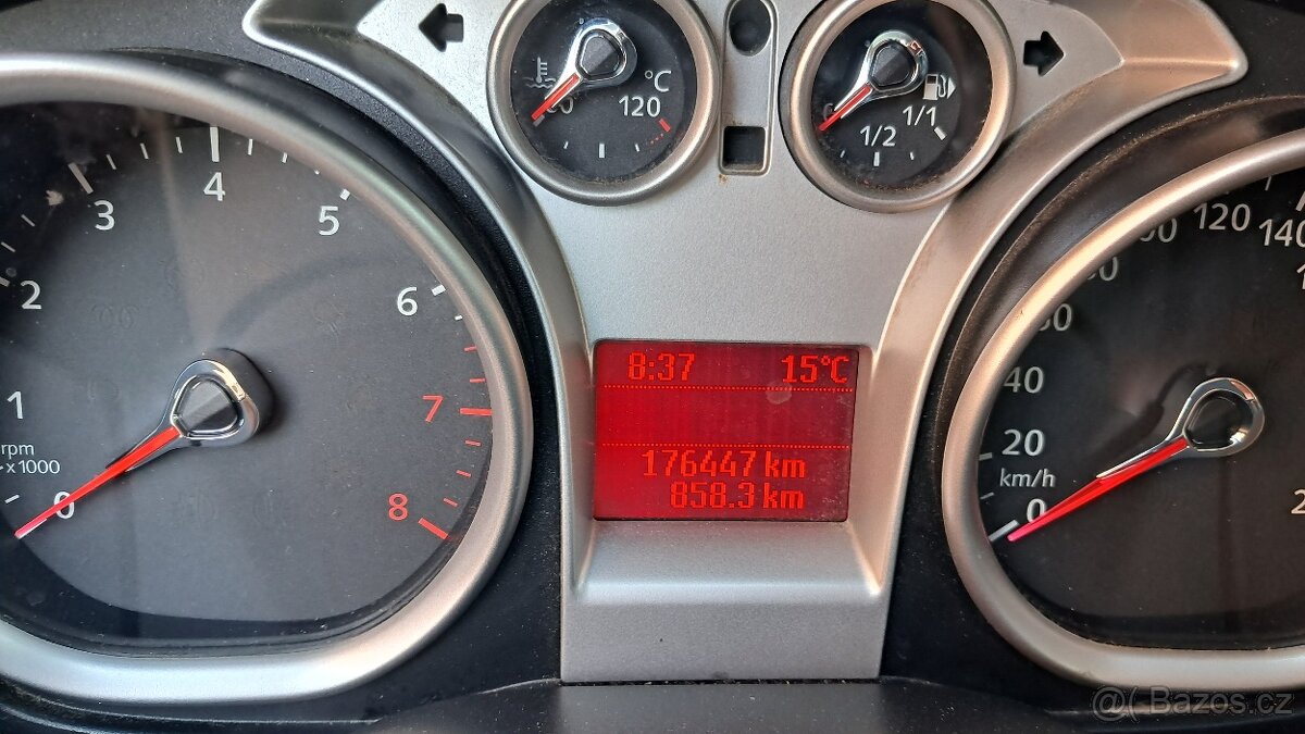 Ford Focus Kombi 1.6i / 74KW - 14