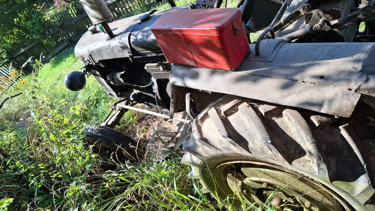 Prodám traktor Zetor 25 A - 14