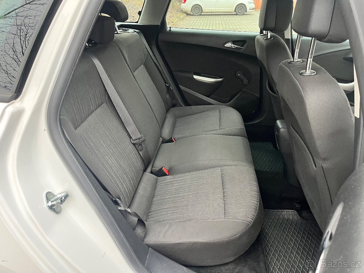 Opel Astra J 1,7CDTi 81kW,2012, ČR, - 14