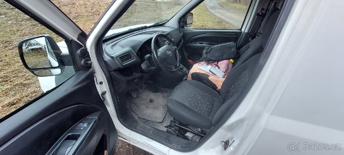 Opel Combo 1,4 + CNG - 14