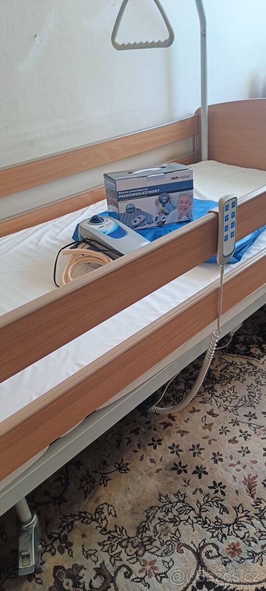 Zdravotní polohovací postel - 14