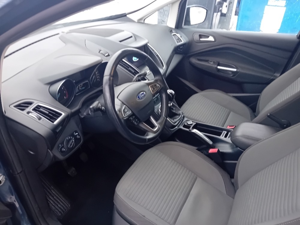 Ford Cmax TITANIUM 1.0 ECOBOOST 92 kw (10/2019) - 14
