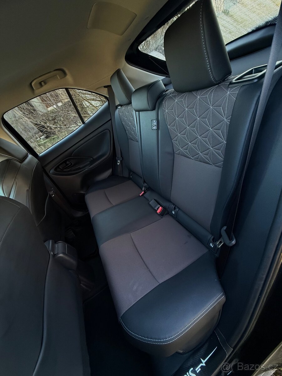 Toyota Yaris Cross 4x2 1.5 Hybrid Elegant- 15.000 km - 14