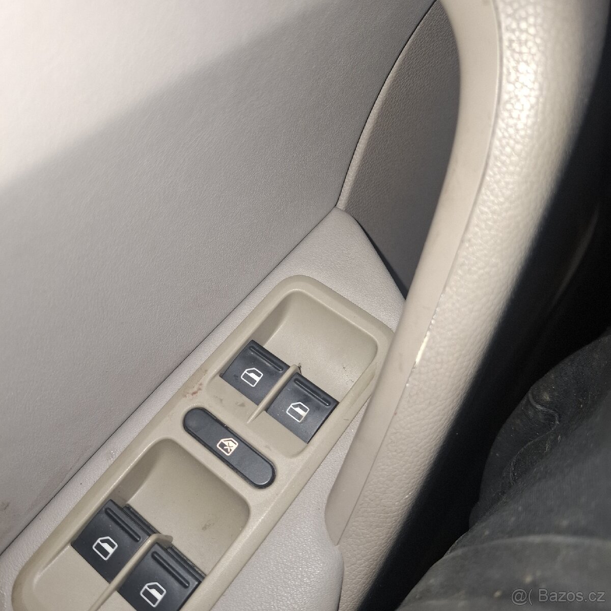 Škoda yeti 1,2tsi max výbava dsg automat top stav - 14