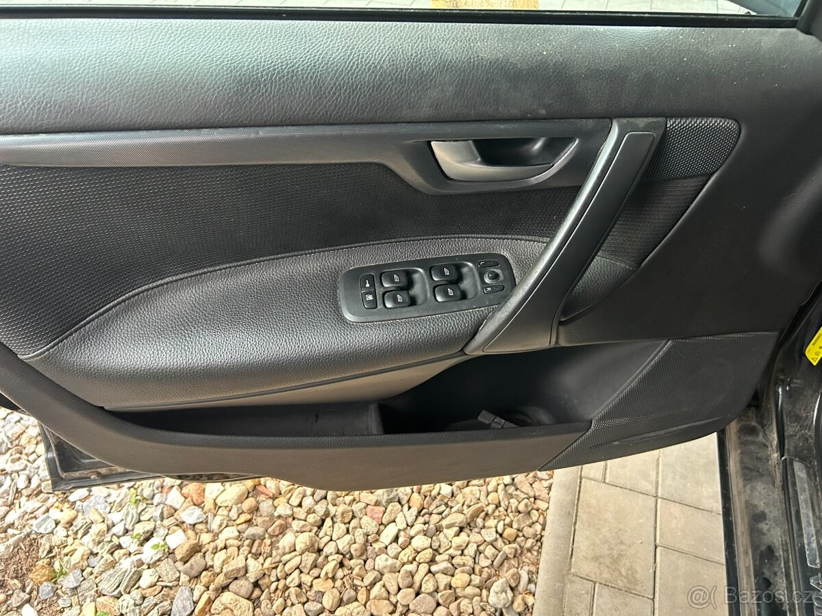 V70 136kw D5 2007 automat - 14