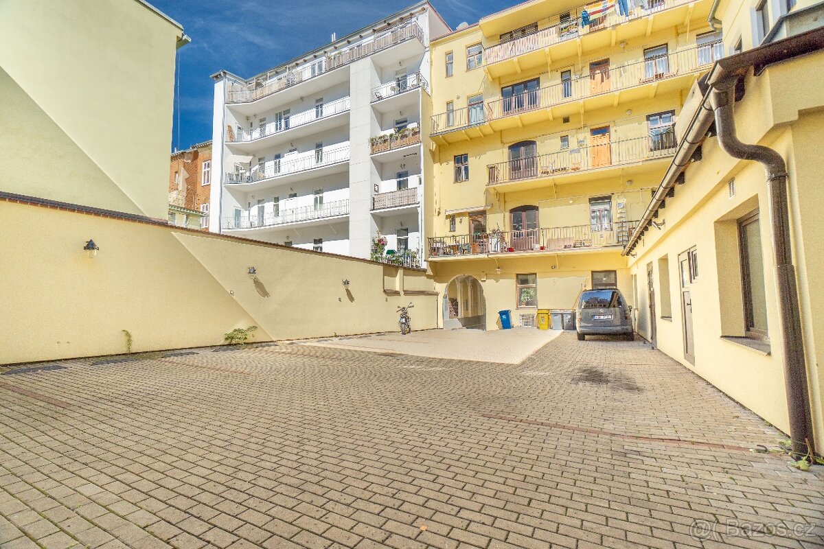 Prodej družstevního bytu 4+1 80 m² na Žižkově - 14