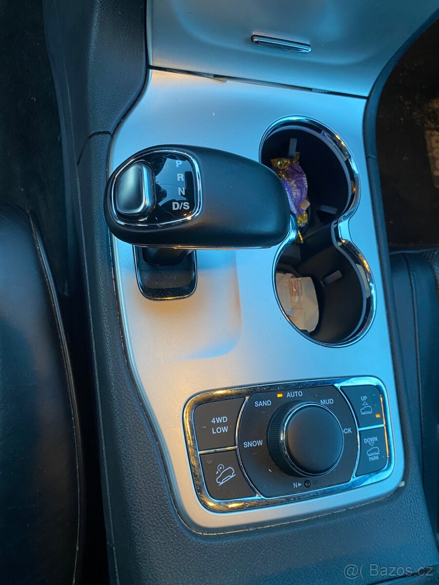 jeep grand cherrokee - 14