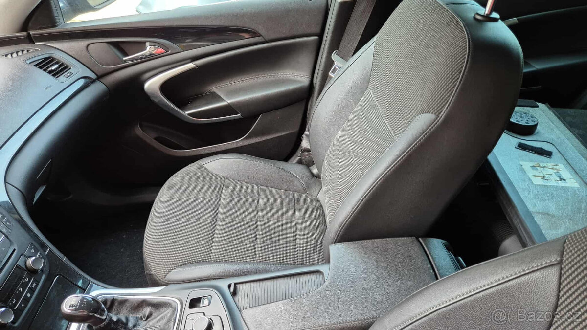 Opel Insignia combi 2,0TDCI 96KW kod: A20DT - 14