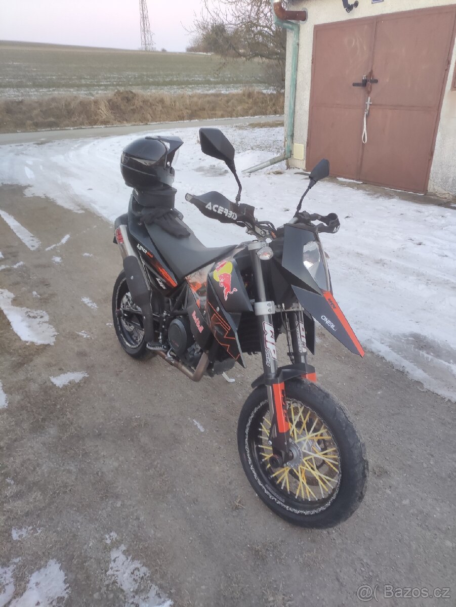 KTM 690 SM - 14
