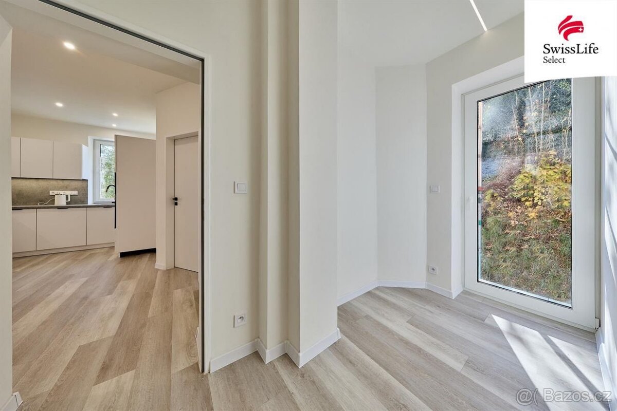 Prodej bytu 4+1 93 m2 Lesní, Trutnov - 14