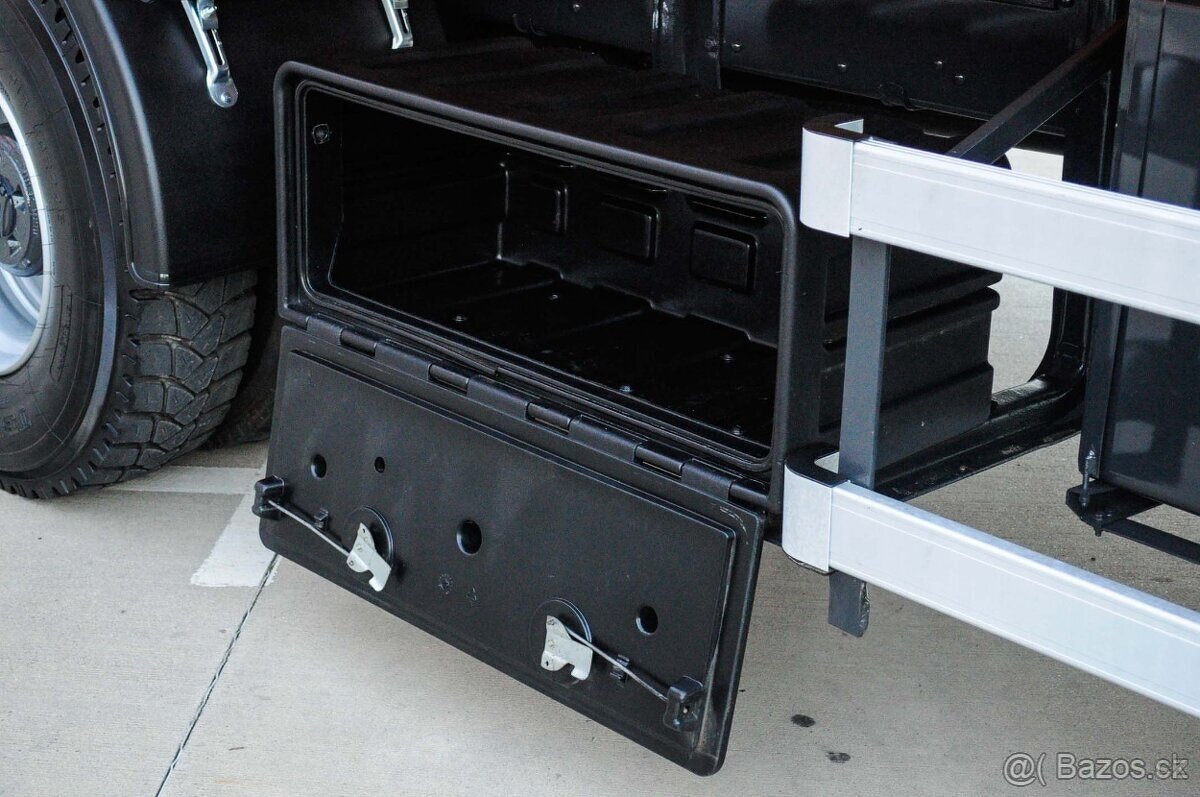 SCANIA P380 6X4 SKLÁPĚČ / VYKLÁPĚČ + HYDRAULICKÁ RUKA EURO4 - 14