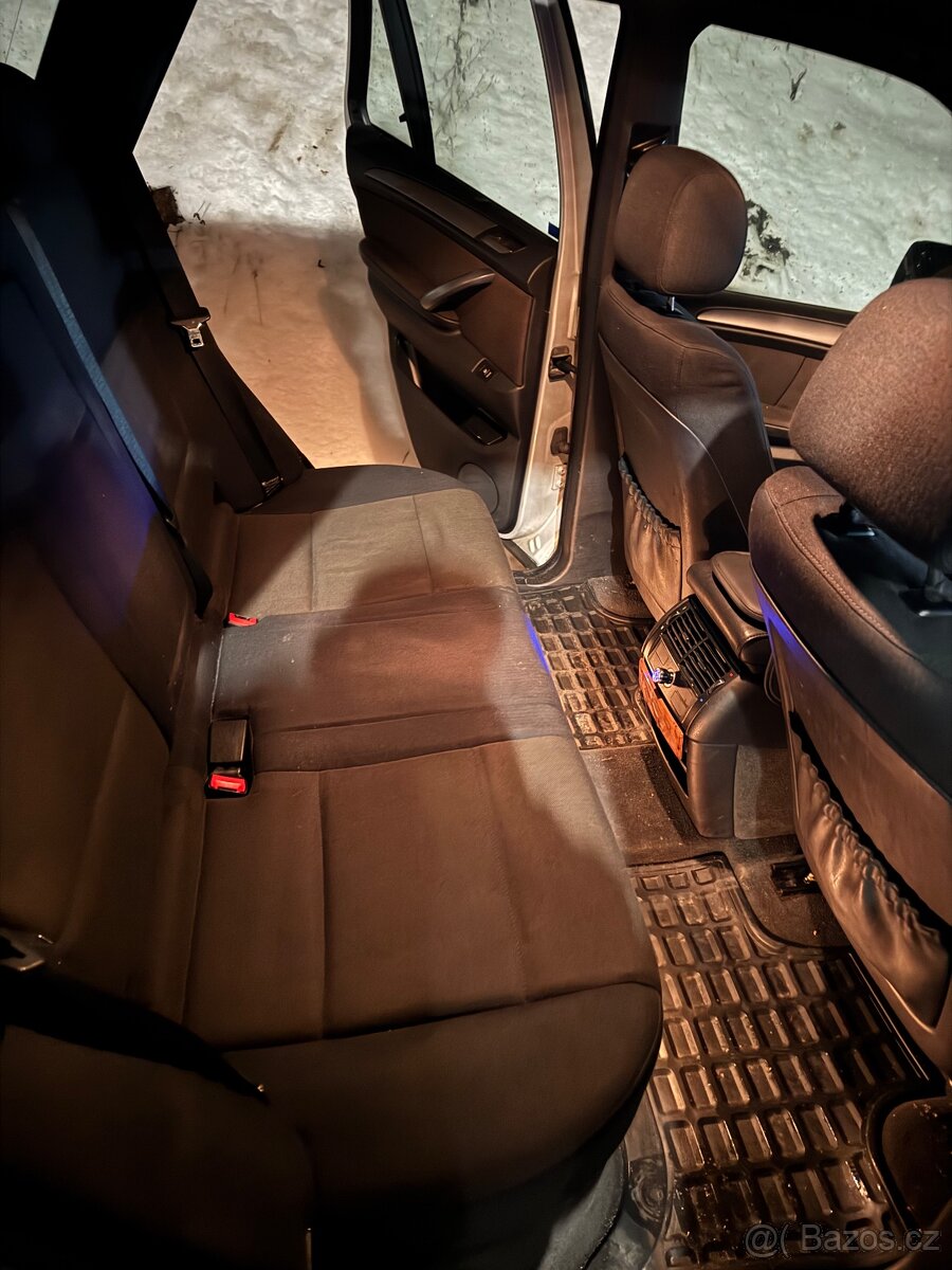 Prodám BMW X5 3D E53 2004 automat - 14