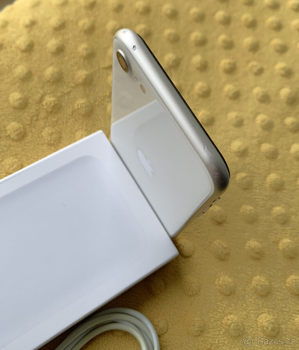 Apple Iphone SE 2022 - 64GB - White - SUPER PARŤÁK - 14