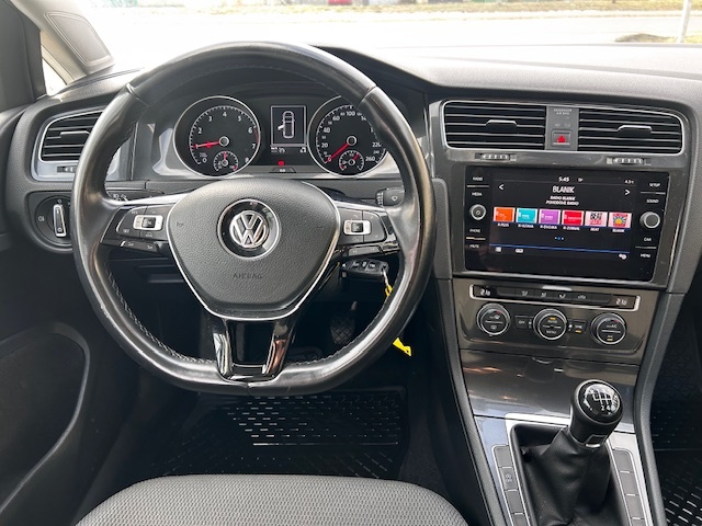 VW Golf Variant 1.0 TSi, 2017, automatická klima, tempomat - 14