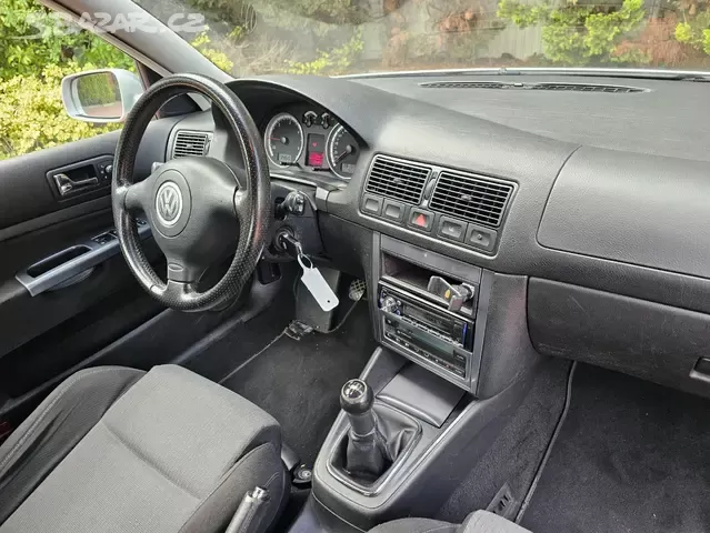 VW Golf 1.9 TDI 74kW,1.Majitel,Sport,Digi.klima. - 14