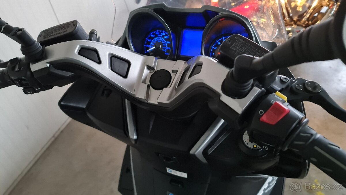 Kawasaki J 300 ABS r.v.2016 - 14