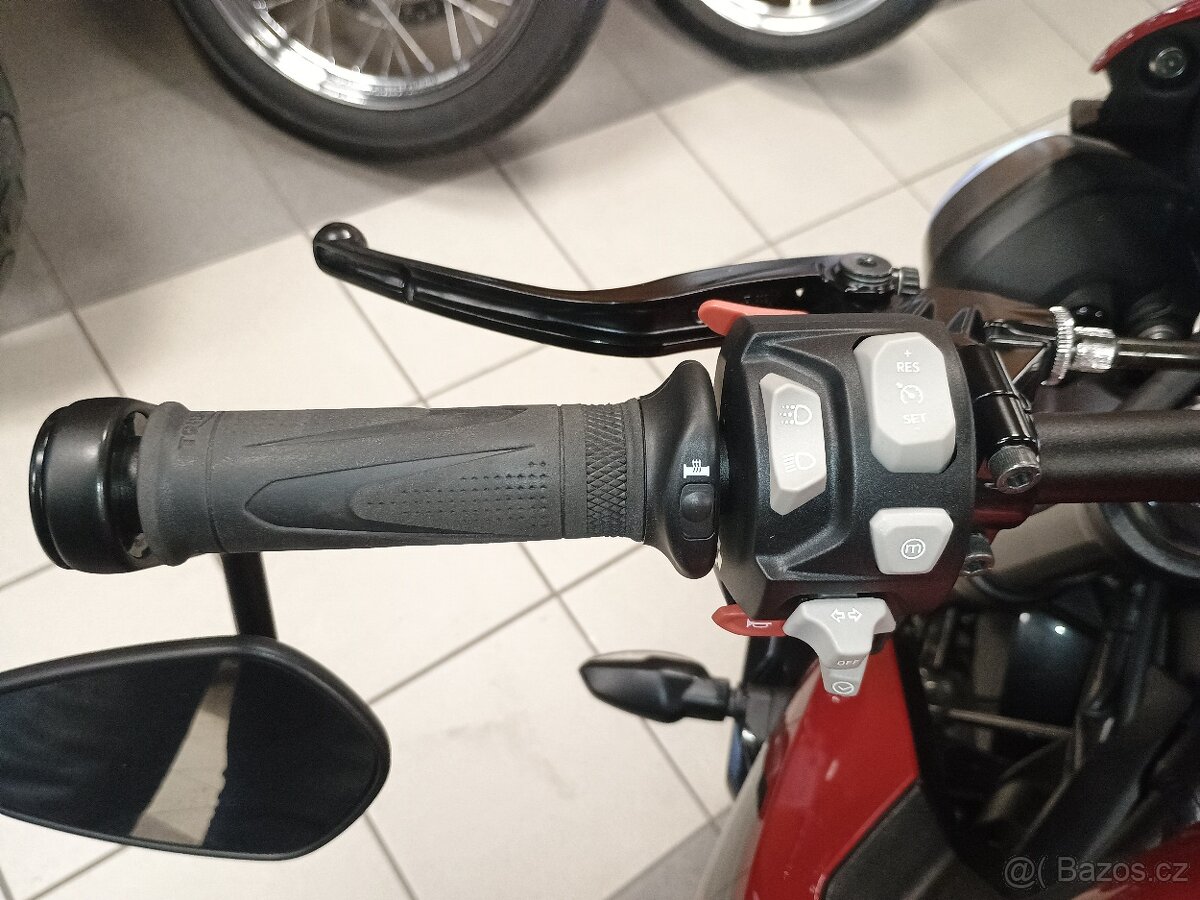 TRIUMPH STREET TRIPLE 765RS MY2024 - 14