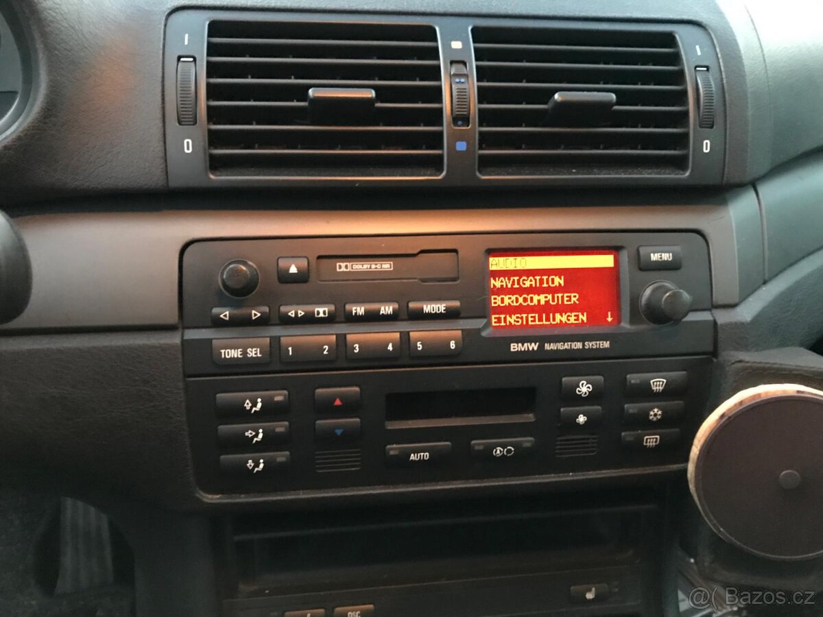 BMW 318d Touring Facelift E46 - 14